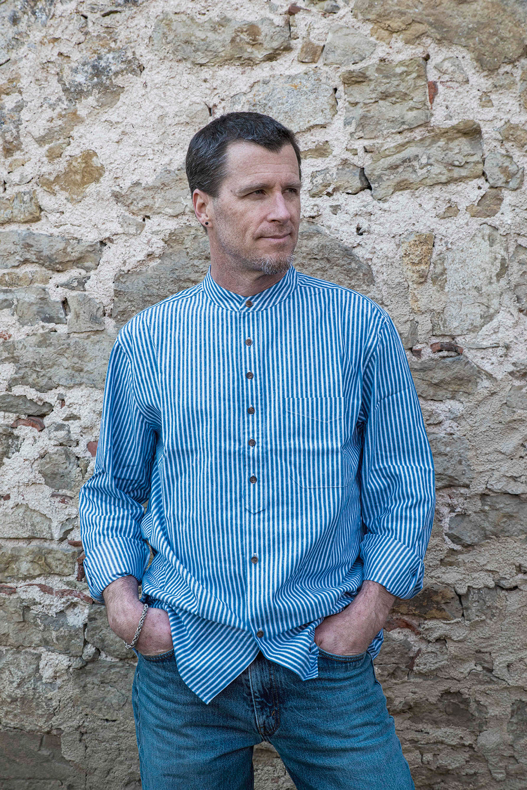 Lee Valley VR15 Grandfather Shirt Cotton White-Blue Thick Striped